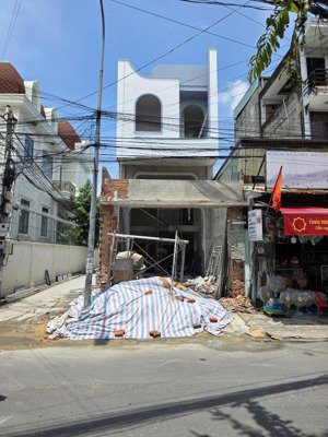 bán nhà mặt tiền kinh doanh buôn bán mặt tiền đường bình hoà 24