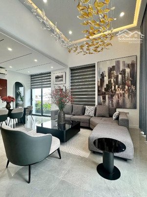 17 tỉ nhà chính chủ long biên diện tích rộng mặt tiền khủng lô góc ô tô tránh tiềm năng rõ ràng