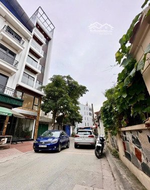 sp cho bác nào kinh doanh nail , spa , phòng khám vv nhà đẹp 7 tầng - thạch bàn - 56m2