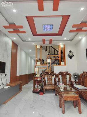 Bán nhà 1 trệt 1 lầu mặt tiền Đỗ Nhuận - gần chợ Mỹ Quý - Long Xuyên An Giang