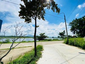 ra mắt 02 lô đất nền liền kề mặt hướng sông ly ly cận 02 đô thị nam phước- bà rén