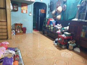 bán nhà hàng hiếm hxh nguyễn thị thập quận 7, hcm dt 64 m2 cn 54 m2 trệt, 1 lầu btct chỉ nhích 5 tỷ