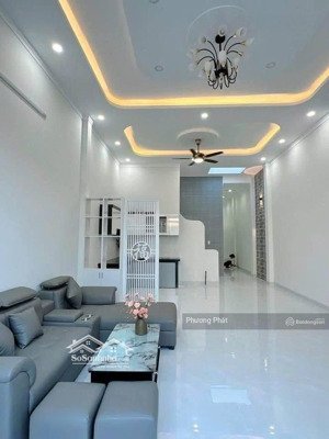 chỉ 289tr sở hữu ngay nhà cấp 4 sổ hồng riêng thổ cư 100% gần trạm thu phí bửu long