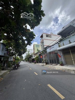 bán nhà mặt phố lê niệm, 13,5 tỷ, 110m2, 5pn, 5wc, 4 tầng, nở hậu 9m, pháp lý đầy đủ