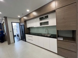 cho thuê căn góc 96m2(3pn-2wc) giá 10 triệu/tháng- nhà mới - ở ngay tại khai sơn lh: 