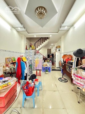 nhà 3 tầng st - sân rộng - giếng trời/ hẻm thông thoáng - gần hxh nguyễn thị thập-chợ tân mỹ-4*11m