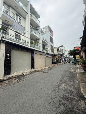 bán nhà tân bình, mặt tiền kinh doanh, gần phạm văn bạch, 57m2. cho thuê 20tr/tháng