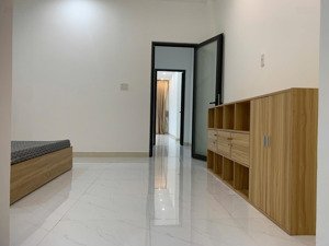 chào bán nhà mặt tiền nguyễn huy tự, 4 tầng 4 mê