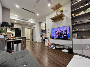 chỉ hơn 4 tỷ sở hữu căn hộ 2 ngủ đẹp trung tâm cầu giấy, sổ đỏ sẵn giao dịch, nội thất full đồ đẹp