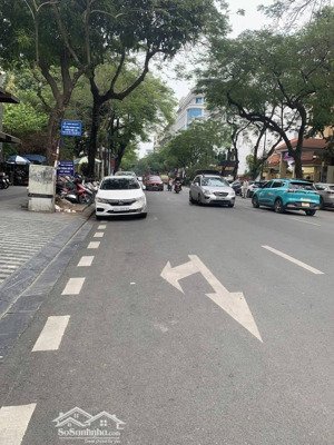 do chuyển đổi công việc gđ cần bán nhà phố dương văn bé 4 tầng,30m giá 5,990 tỷ