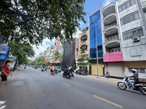 vị trí đẹp + ngang to 6m, góc 2mt nguyễn thiện thuật, q3 - 6x10m, 5 tầng hđt: 70tr/th chỉ 22,9 tỷ