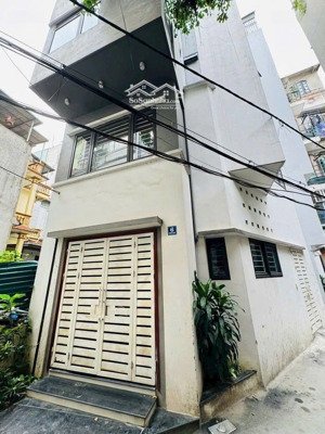 bán nhà mễ trì 30/36m / 5 tang /mt 8m /giá 7.95 tỷ siêu phẩm nhà thiết kế cực thoáng- lô góc