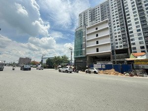 chia tài sản bán mặt tiền lương định của 11x28, hầm 7 tầng; 138 tỷ