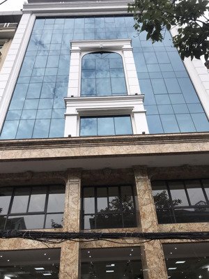 cho thuê tòa nhà văn phòng tại giải phóng, thanh xuân 380m2, 8tầng 1hầm, pccc, thang máy, giá 300tr