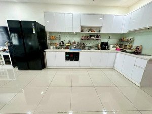 bán căn hộ melody âu cơ, 97m2, 3pn, nhà đẹp-giá bán 4.3 tỉ