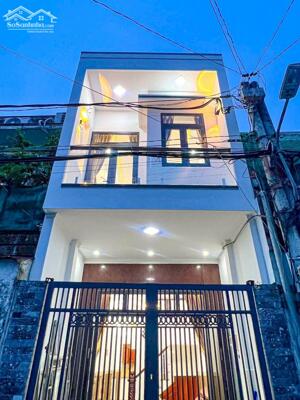 Nhà trệt lầu 5 phòng ngủ - Gần Trường Đại Học Cần Thơ