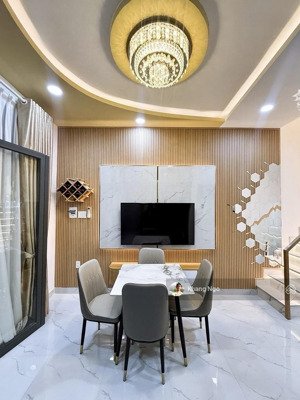 bán nhà 25m2 3 tầng siêu đẹp - đường lê văn sỹ q3 - giảm sâu 400tr - nhỉnh 4.x tỷ