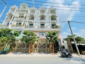 nhà mặt tiền kinh doanh + thang máy cao cấp - gần hà huy giáp - sát trường học. đang làm đường 15m