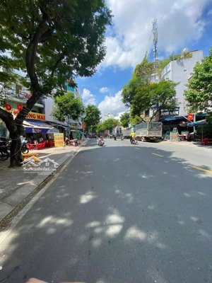 mt rạch bùng binh q3! dt 4.1x6.3~23m2, kcx 3tst, tn 17tr/tháng, shr, giá 9.9 tỷ, làm việc cc