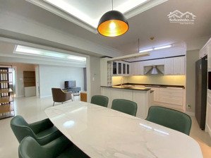 cho thuê căn hộ catavil , dt 150m2, 3 pn, nhà mới đẹp, nt cao cấp . giá 29tr/tháng.