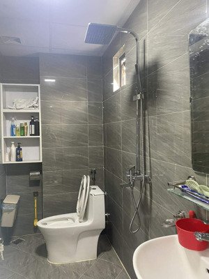 bán nhà 5 tầng 1 tum full nội thất cao cấp trung tâm trâu quỳ, gia lâm