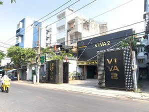 chủ cần chuyển nhượng nhà mặt tiền đường nơ trang long p.13 bình thạnh.dt:13,6x52m2 giá 90 tỷ.