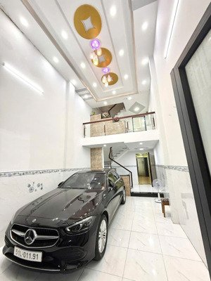 bán nhà đẹp giá tốt hẻm xe hơi đường trần thị trọng