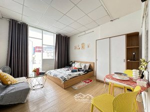 1 phòng ngủ ban công full nội thất ngay etown có nhận ngắn hạn_dài hạn