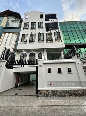 bán mặt tiền trần hữu trang phú nhuận(4,8x12,2m)-4tầng.chỉ 12,2tỷ-tâm rẻ nhất thị trường