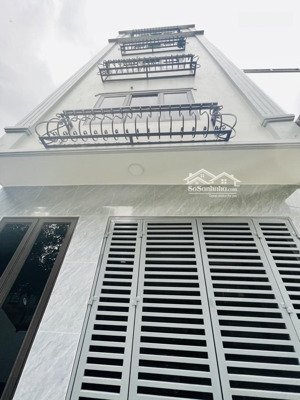 bán gấp nhà tây mỗ, 50m2 x 5t. ô tô đỗ cách nhà vài bước chân. giá chỉ 7,7 tỷ hiếm có tại tây mỗ,