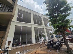 cho thuê góc 2 mặt tiền an khánh quận 2