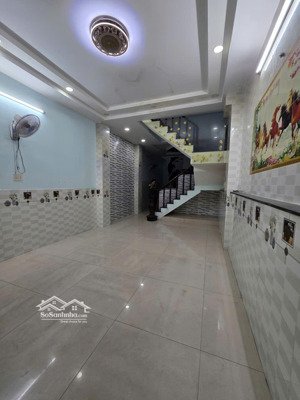 bán nhà khu vực đường 20, mã lò, 3 tầng (4x14), gần trường học hẻm xe hơi, vừa ở vừa kinh doanh