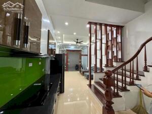 Bán nhà phố Tôn Đức Thắng 50m2, 5 tầng, mặt tiền 4.3m giá 11.8 tỷ hiếm Đống Đa