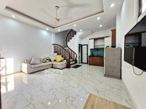 nhà dân xây di trạch-hoài đức 31m² x 4tầng gần ô tô, full nội thất không quy hoạch chỉ 4,75 tỷ.