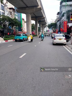 bán nhà quận cầu giấy từ 8 đến 10 tỷ, ngõ nông, 15m ra phố, dt40m, mt4m, 4t, giá 9,5 tỉ. 