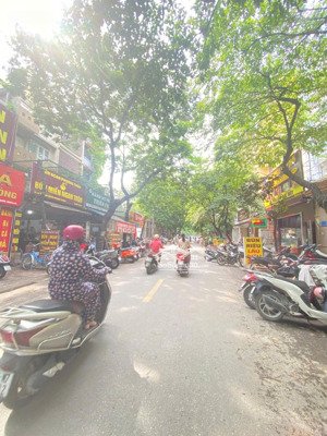 bán nhà văn quán, hà đông, vỉa hè kinh doanh sầm uất, 40m2, giá 8.9 tỷ