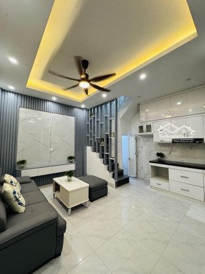 bán nhà phố chương định 5 tầng, chỉ 5,95 tỷ, sổ đỏ chính chủ