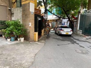 46m _ 5tầng _ rộng 4m - nhà phố võng thị - ô tô tránh - sổ vuông vắn - ngay hồ tây - sẵn ở ngay