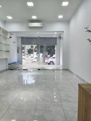 nhà mặt tiền kinh doanh đường đình phong phú ( 5,4 x 15m ) - tnp b q9