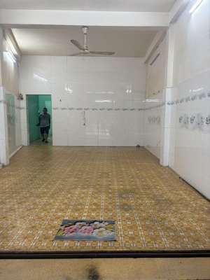 cho thue nha ngcan hay mat bang tiện kinh doanh đa ngành nghe,nở hậu l,dien tich 54m2 ngang 3,8-14m