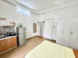 gấp bán nhà 9 chdv ung văn khiêm ngay sau đh hutech chợ phường 25, căn góc thoáng, đường 8m thông