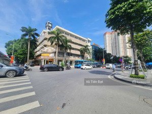 gần bưu điện tt hà đông - 5 tầng thang máy kinh doanh ngõ thông gara 7 chỗ - full nội thất