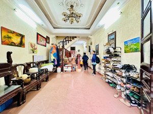 siêu hót - toà vp vừa ở vừa kinh doanh - nguyễn chánh - cầu giấy. 60m - 5t - mt 5m - 51 tỷ