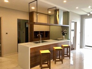 cần bán gấp 3pn the grande m5 midtown phú mỹ hưng sổ hồng riêng tầng cao giá tốt