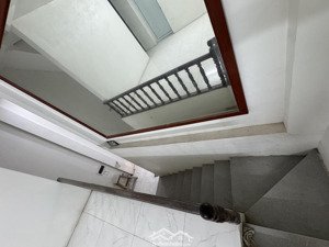cho thuê nr 5pn, 2wc, 90m2 tại nguyễn thượng hiền, 6 triệu vnd, giá ưu đãi