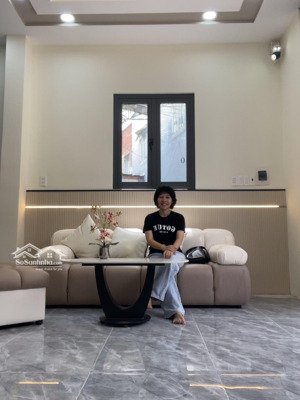 q6 - nhà mới 3 tầng - full nội thất cao cấp - ngang gần 5m (38m2) - hẻm xe hơi thông - 5.55 tỷ