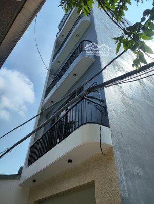 bán nhà ngõ ôtô giá rẻ nhất long biên dt 39m2 mt 4.3m 6.95 tỷ