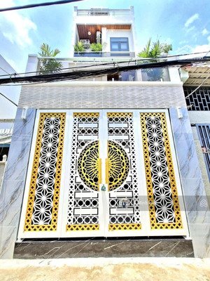 bán nhà quận 7 - hẻm 1113 huỳnh tấn phát - sổ hồng riêng - giá 6.8 tỷ