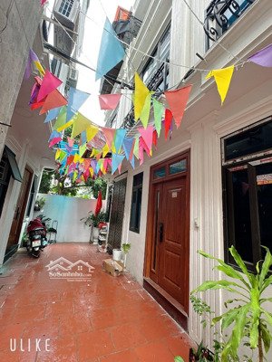 siêu dẻ - nhà đẹp ở ngay. ô tô đỗ cửa. 32m - 3 tầng - mt 3m - giá 3.8 tỷ