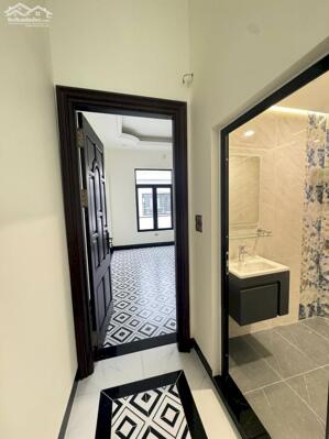 Nhà mặt ngõ 423 Minh Khai (Imperia), 65m2 x 5 tầng đẹp, giá 31.5 tỷ có TL, 0985868893